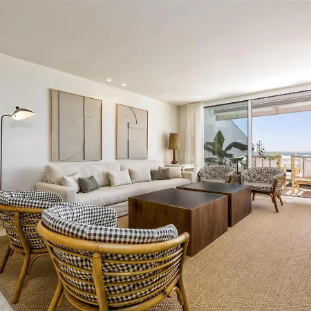 Beachfront Penthouse With Sea Views