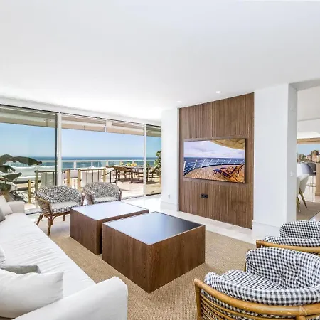 Beachfront Penthouse With Sea Views Apartment *